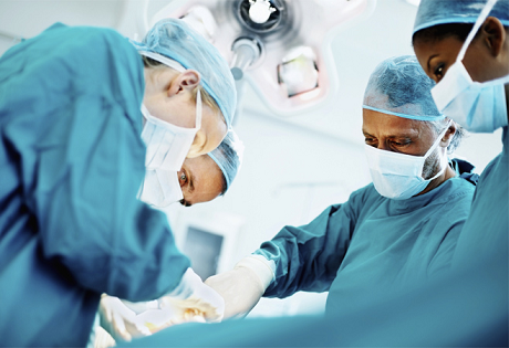 Какие профессиональные качества требуются хирургу в стационаре?