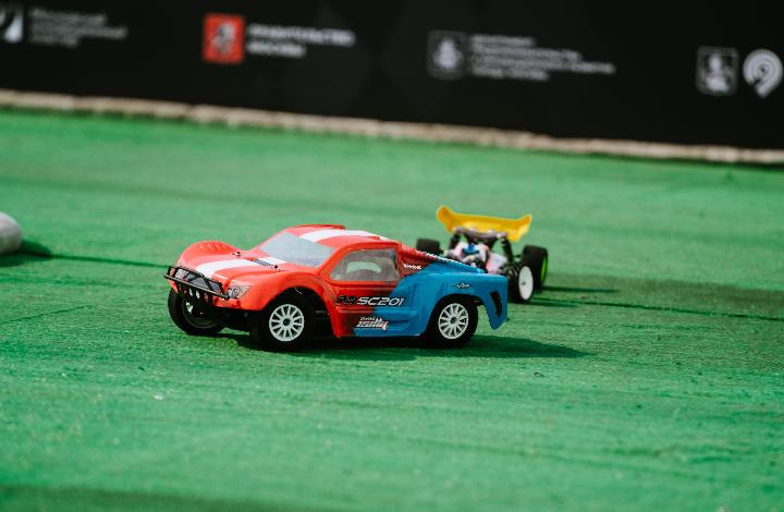 Чемпионат по радиоуправляемым автомоделям с электродвигателем впервые пройдет в Москве