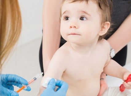 Прививки детей при рождении – так ли необходимы?