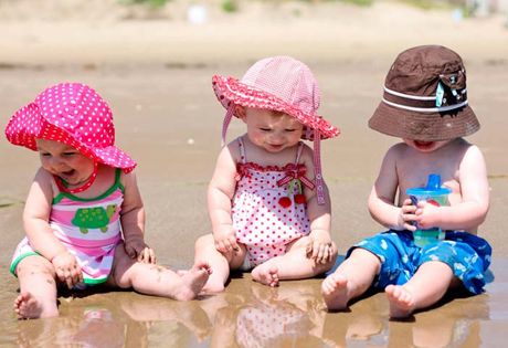Какая одежда нужна детям на пляже?